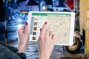 ipad-map-tablet-internet-location-app